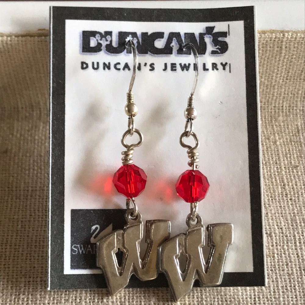 NWT Wisconsin Badgers Silver pendant earrings